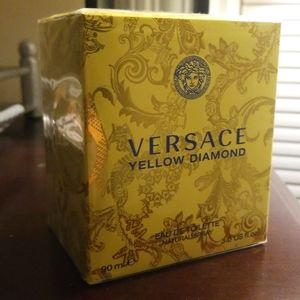 Versace Yellow Diamond perfume